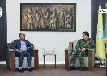 وحدة صف السوريين وتكاتفهم محور لقاء قيادة حزب الوطن بالقائد العام لقسد