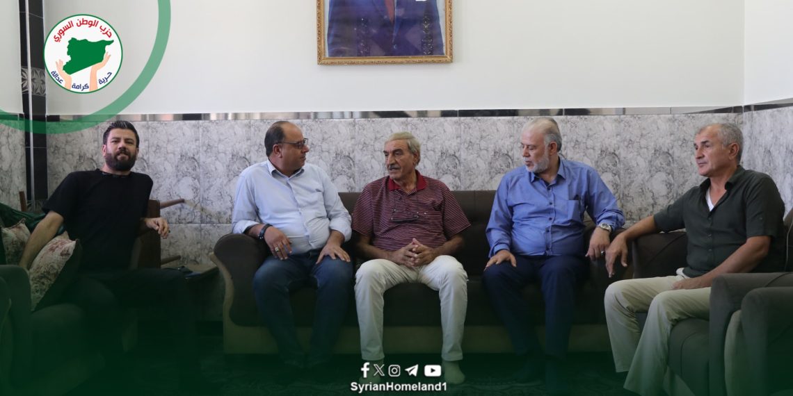وفد من حزب الوطن السوري يزور الدكتور عبد العزيز داوود في الدرباسية