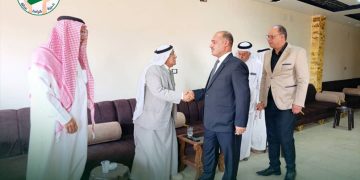 زيارة مثمرة لديوان قبيلة طي والبحث في عدد من القضايا المجتمعية الراهنة